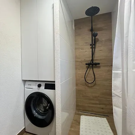 Triangel アパート