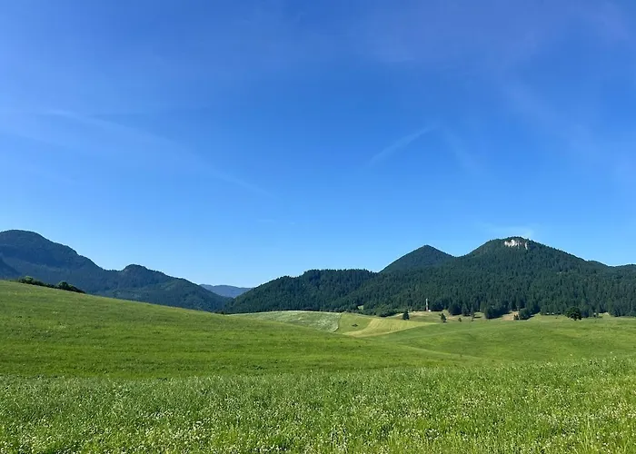 Triangel Апартаменты Komjatna